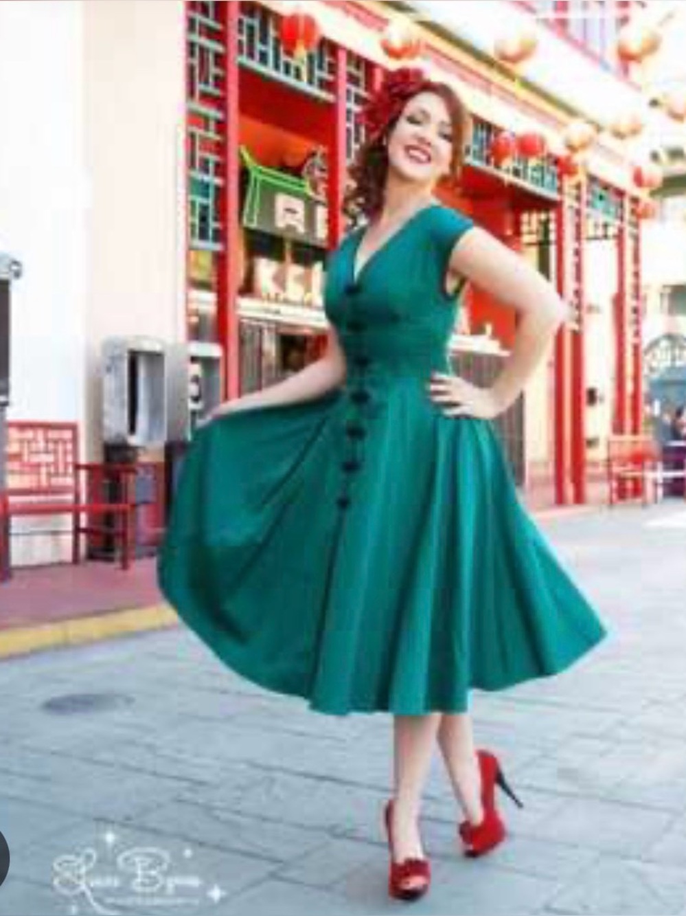 Pinup couture beautiful fit and flare dress